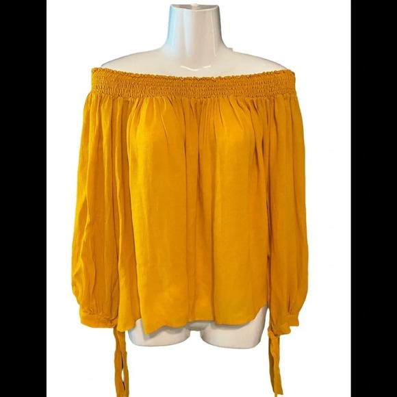 NWT Free People Top Off Shoulder Mustard - Picture 3 of 8